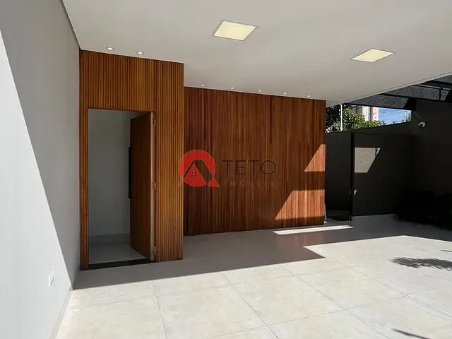 Casa com 216m² 3 quartos e 2 banheiros, à venda, no bairro Jardim Ipanema em Maringá