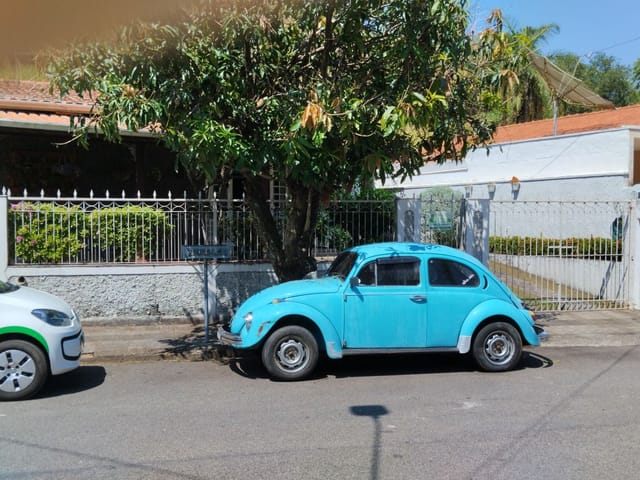 Casa com 300m² 3 quartos e 2 banheiros, à venda, no bairro Centro em Águas da Prata