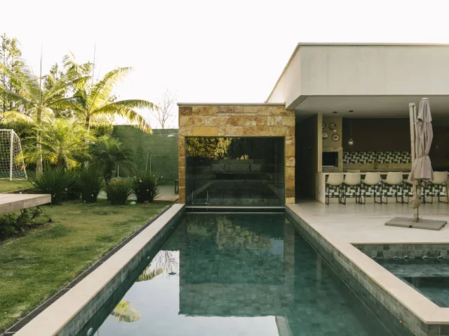 Casa 4 quartos e 7 banheiros, à venda, no bairro Setor de Habitações Individuais Sul em Brasília