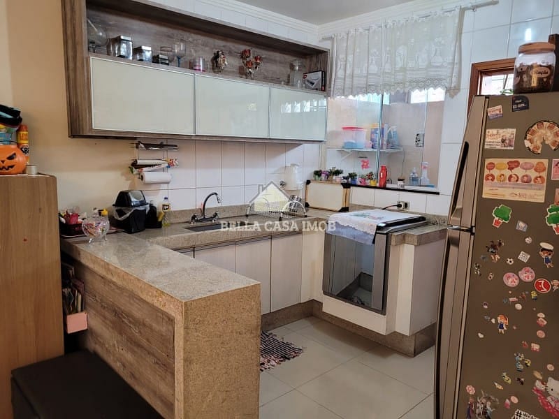 Casa à venda com 3 quartos, 120m² - Foto 9