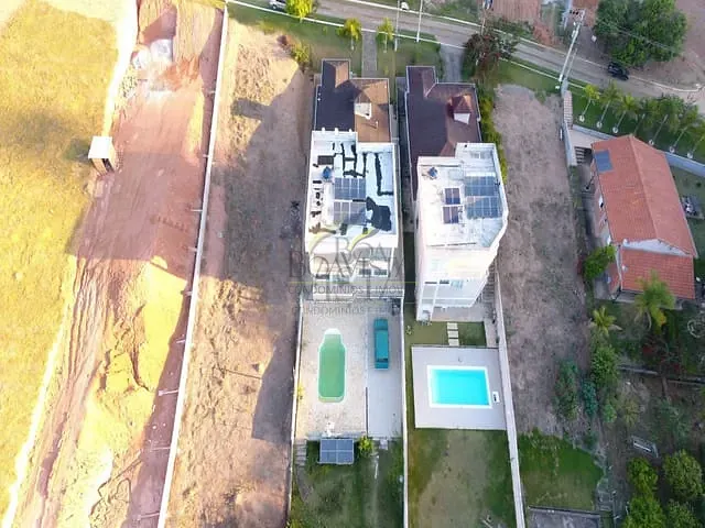 Casa com 1250m² 4 quartos e 5 banheiros, à venda, no bairro Santa Fé II em Joanópolis