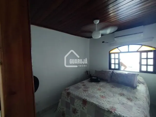 Casa 2 quartos e 1 banheiro, à venda, no bairro Vila Áurea (Vicente de Carvalho) em Guarujá
