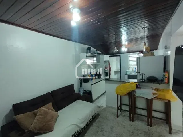 Casa 2 quartos e 1 banheiro, à venda, no bairro Vila Áurea (Vicente de Carvalho) em Guarujá
