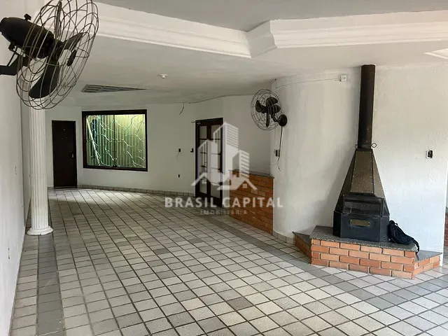 Casa 6 quartos e 8 banheiros, para alugar, no bairro Jardim Paulistano em Sorocaba