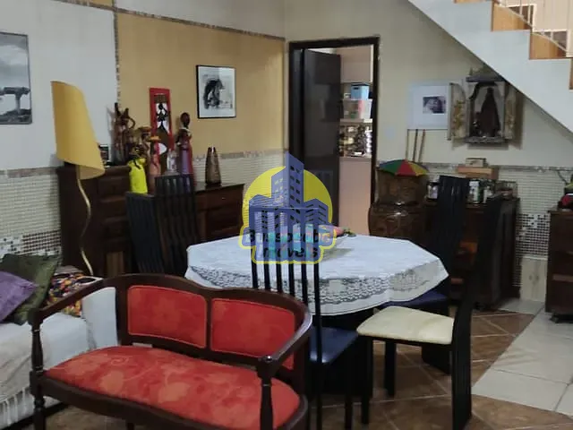 Casa com 280m² 4 quartos e 4 banheiros, à venda, no bairro Rio Pequeno em São Paulo