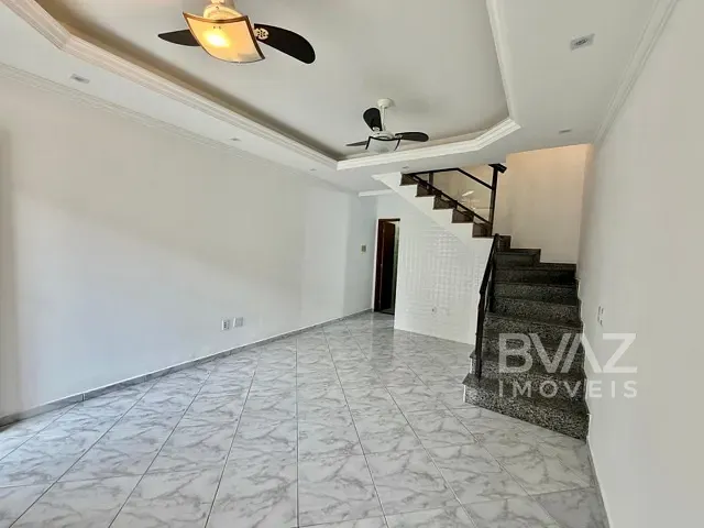 Casa com 84m² 2 quartos e 3 banheiros, à venda, no bairro Jardim Caiçara em Cabo Frio