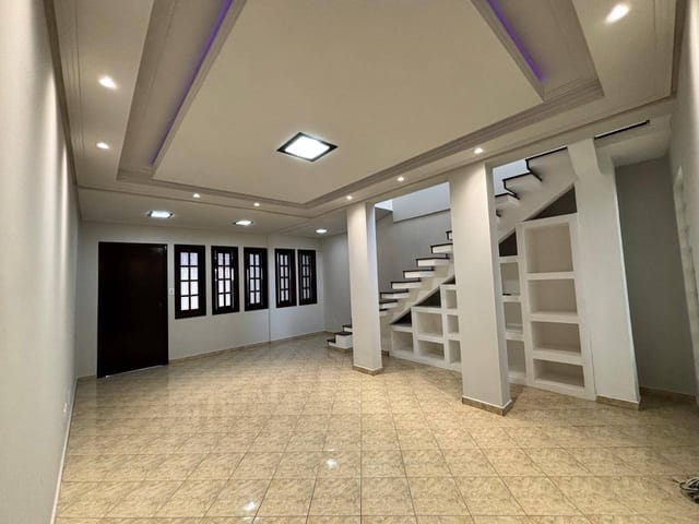 Casa com 250m² 3 quartos e 2 banheiros, à venda, no bairro Conjunto Residencial Vila da Prata em Mogi das Cruzes