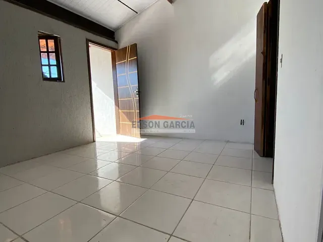 Casa 3 quartos e 1 banheiro, para alugar, no bairro Jardim Nova Ipanema em Sorocaba