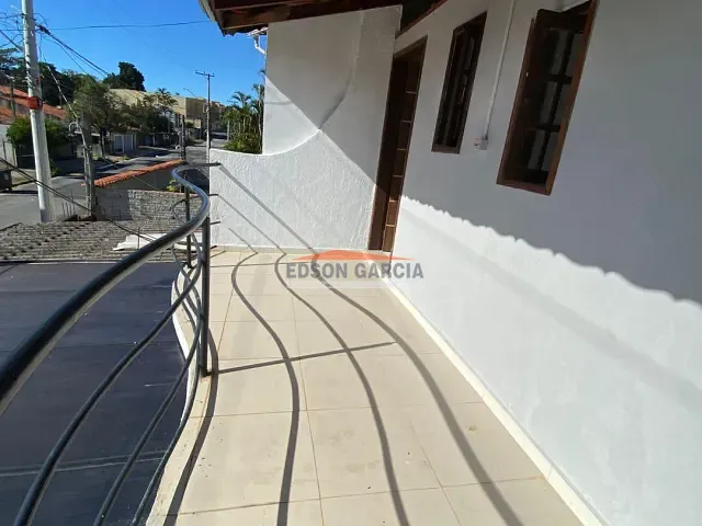 Casa 3 quartos e 1 banheiro, para alugar, no bairro Jardim Nova Ipanema em Sorocaba
