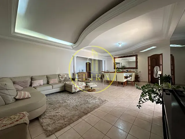 Casa com 528m² 5 quartos e 6 banheiros, à venda, no bairro Boa Vista em Americana