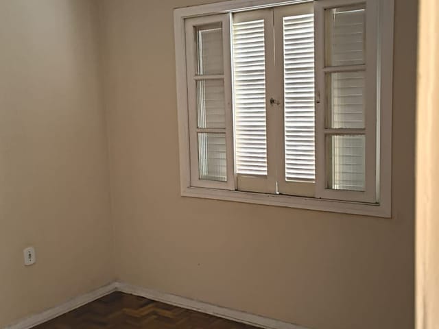 Casa com 100m² 2 quartos e 2 banheiros, para alugar, no bairro Vila Antonieta em São Paulo