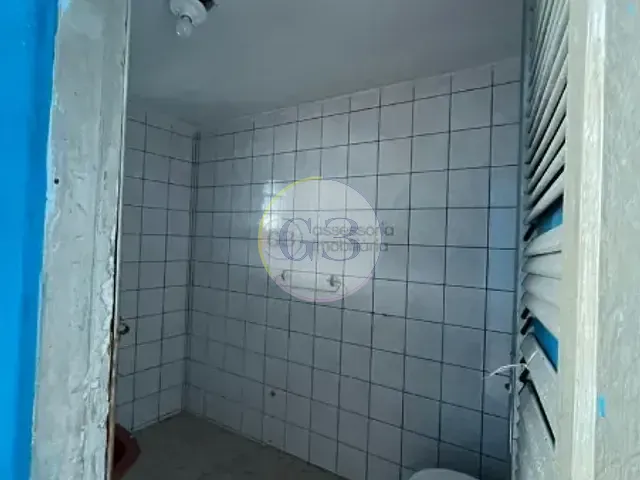 Casa 13 quartos e 3 banheiros, para alugar, no bairro Centro em Rio Grande
