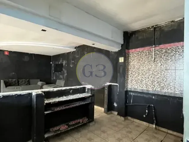 Casa 13 quartos e 3 banheiros, para alugar, no bairro Centro em Rio Grande