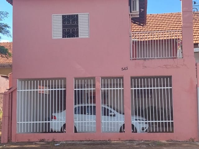 Casa com 255m² 3 quartos e 2 banheiros, à venda, no bairro Vila Silvares em Birigui