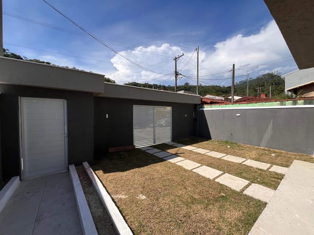Casa 3 quartos e 2 banheiros, à venda, no bairro Várzea das Moças em São Gonçalo