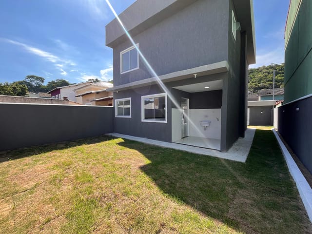 Casa 3 quartos e 2 banheiros, à venda, no bairro Várzea das Moças em São Gonçalo
