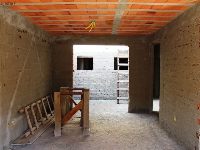 Casa com 250m² 3 quartos e 3 banheiros, à venda, no bairro RECANTO CIDADE NOVA em SALTO DE PIRAPORA