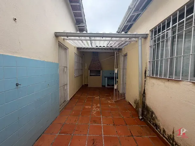 Casa com 260m² 3 quartos e 2 banheiros, à venda, no bairro Suarão em Itanhaém