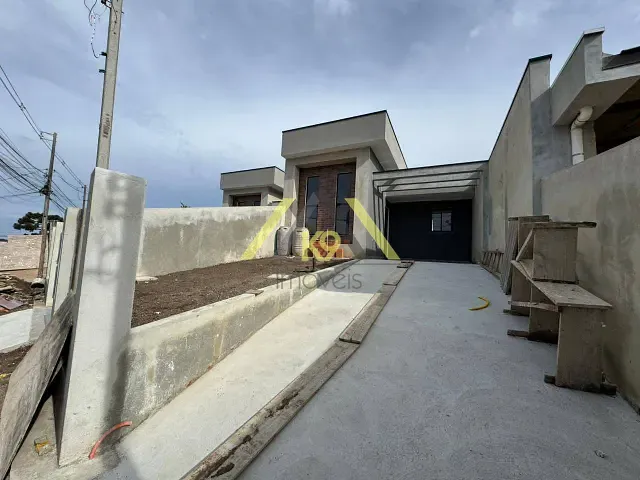 Casa com 219m² 3 quartos e 2 banheiros, à venda, no bairro Guarani em Colombo