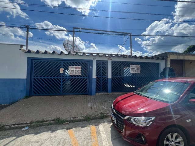 Casa com 250m² 3 quartos e 3 banheiros, à venda ou para alugar, no bairro Polvilho em Cajamar