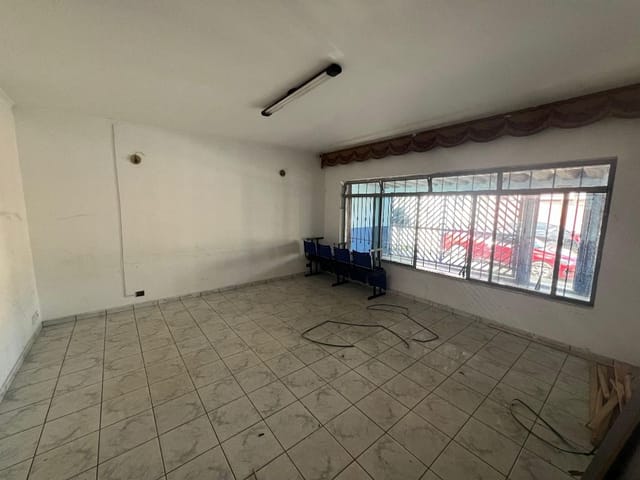 Casa com 250m² 3 quartos e 3 banheiros, à venda ou para alugar, no bairro Polvilho em Cajamar