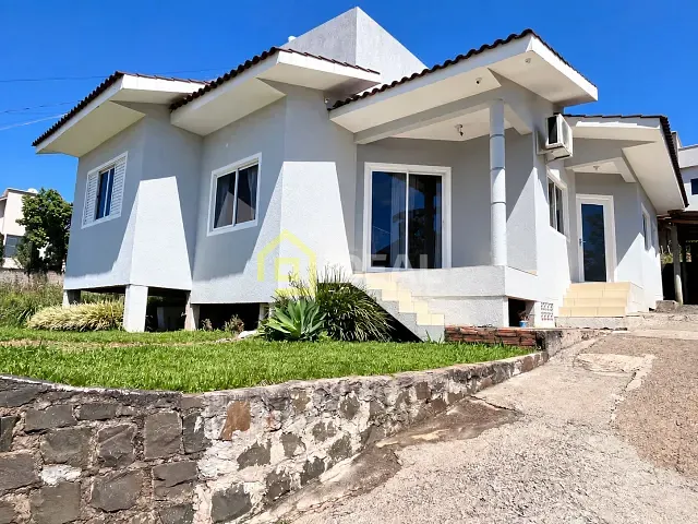 Casa com 96m² 3 quartos e 1 banheiro, à venda, no bairro Parque de Exposições em Concórdia