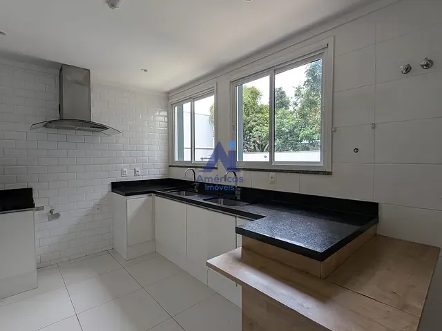 Casa com 739m² 4 quartos e 5 banheiros, para alugar, no bairro Recreio dos Bandeirantes em Rio de Janeiro