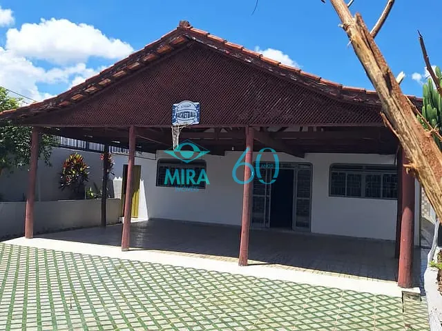 Casa com 380m² 3 quartos e 3 banheiros, à venda, no bairro Setor dos Funcionários em Goiânia