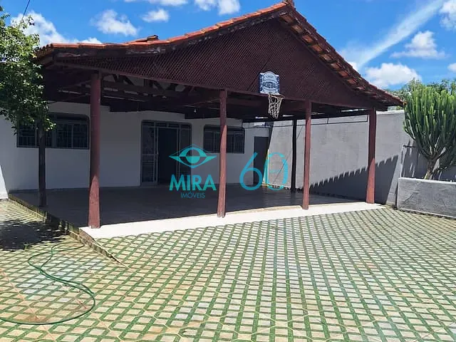 Casa com 380m² 3 quartos e 3 banheiros, à venda, no bairro Setor dos Funcionários em Goiânia