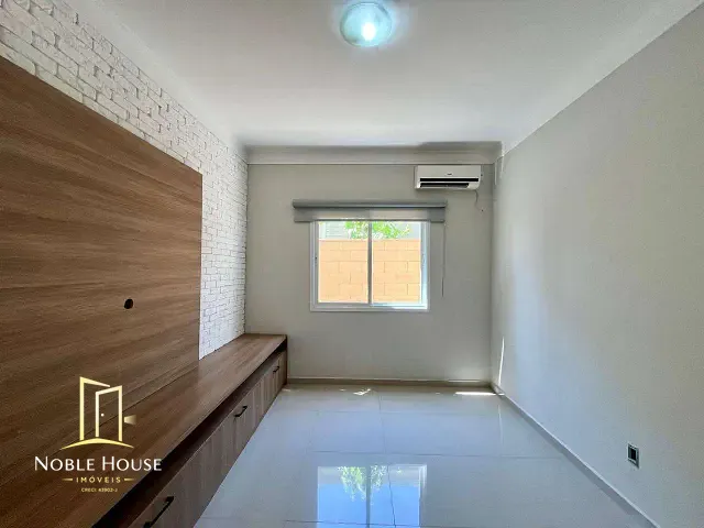 Casa 3 quartos e 5 banheiros, para alugar, no bairro Fazenda Santana em Valinhos