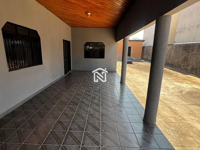 Casa com 413m² 2 quartos e 2 banheiros, para alugar, no bairro Setor Oeste em Paraíso do Tocantins