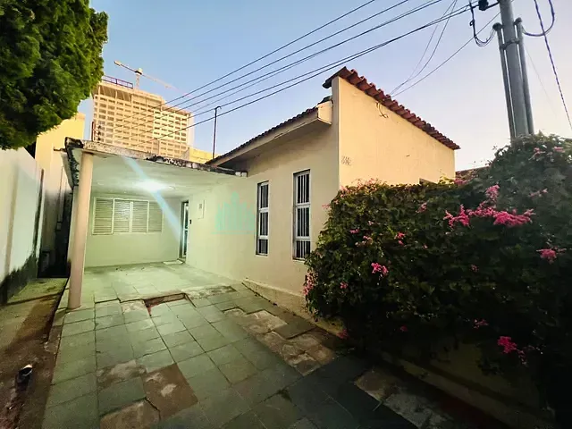 Casa 2 quartos e 1 banheiro, para alugar, no bairro Setor Central em Catalão