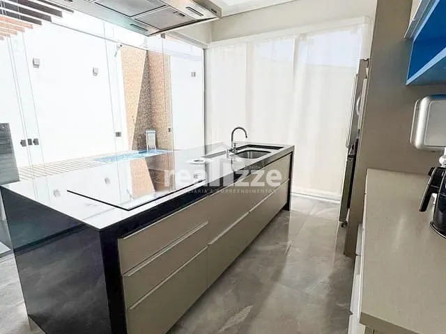 Casa 3 quartos e 3 banheiros, à venda, no bairro Prados em Itapira