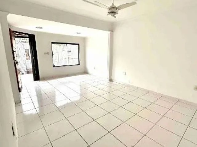 Casa 4 quartos e 2 banheiros, à venda, no bairro Santo Agostinho em Volta Redonda