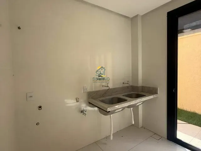 Casa com 434m² 5 quartos e 7 banheiros, para alugar, no bairro Residencial Goiânia Golfe Clube em Goiânia