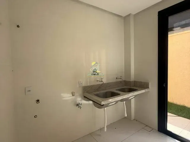 Casa com 434m² 5 quartos e 7 banheiros, para alugar, no bairro Residencial Goiânia Golfe Clube em Goiânia