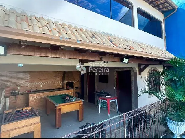 Casa com 400m² 4 quartos e 2 banheiros, à venda, no bairro Werneck em Paraíba do Sul