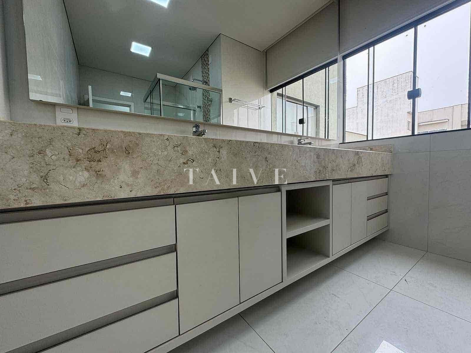 Casa, 3 quartos, 292 m² - Foto 5