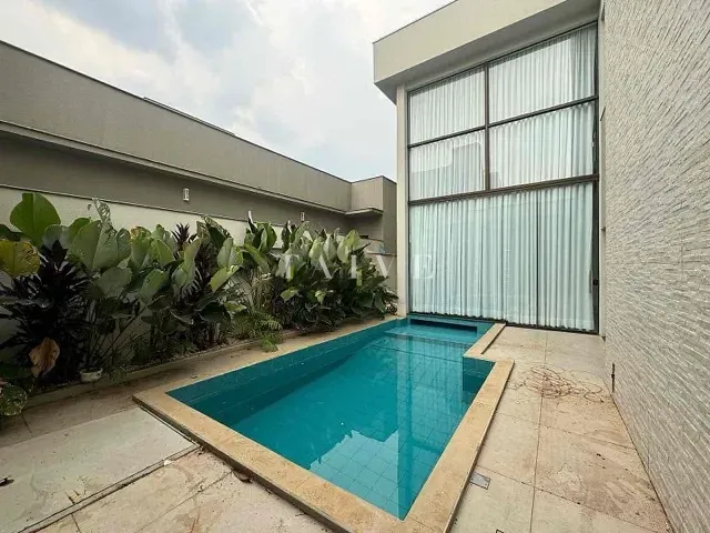 Casa com 315m² 3 quartos e 5 banheiros, à venda, no bairro Esperança em Londrina