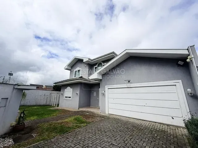 Casa com 250m² 3 quartos e 3 banheiros, à venda, no bairro Santa Felicidade em Curitiba