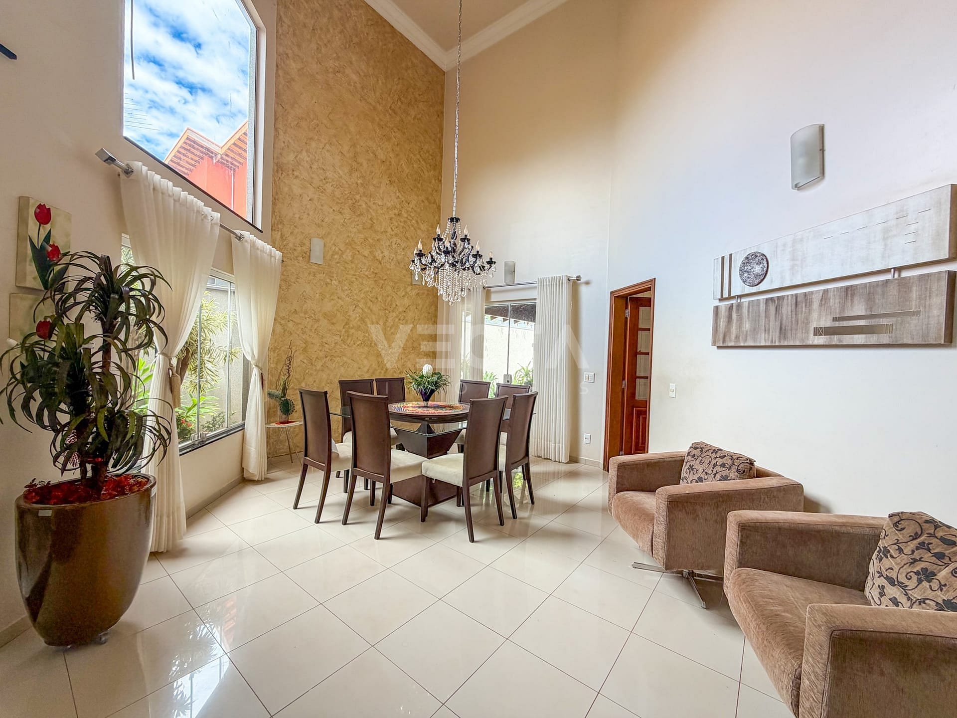 Casa, 3 quartos, 300 m² - Foto 2