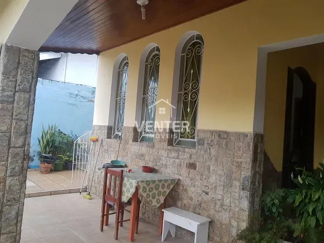Casa com 300m² 3 quartos e 2 banheiros, à venda, no bairro Campos Elíseos em Taubaté