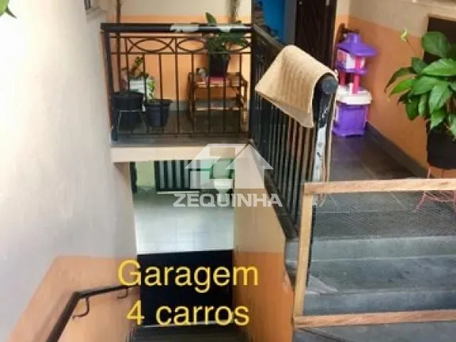 Casa com 250m² 5 quartos e 4 banheiros, à venda, no bairro Jardim Novo Horizonte em Carapicuiba