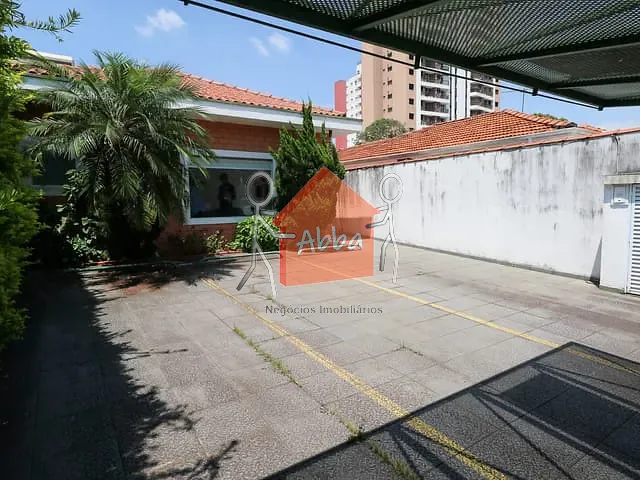 Casa com 339m², à venda ou para alugar, no bairro Chácara Santo Antônio (Zona Sul) em São Paulo