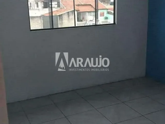 Casa com 200m² 4 quartos e 2 banheiros, à venda, no bairro Espinheiros em Itajaí