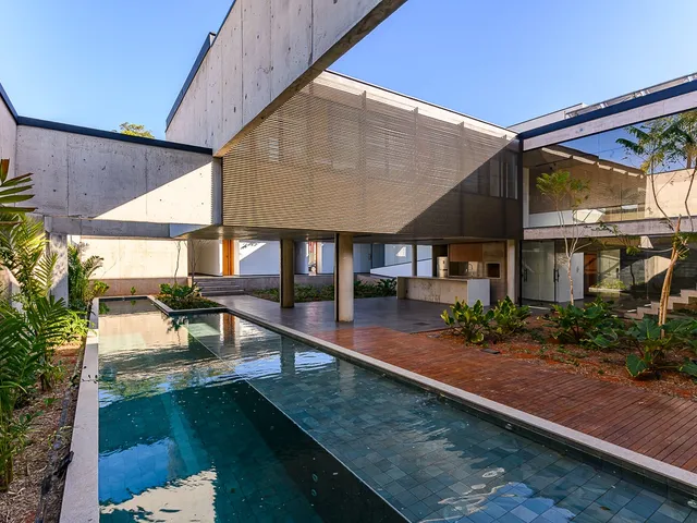 Casa 5 quartos e 8 banheiros, à venda, no bairro Setor de Habitações Individuais Sul em Brasília