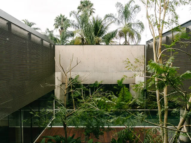 Casa 5 quartos e 8 banheiros, à venda, no bairro Setor de Habitações Individuais Sul em Brasília