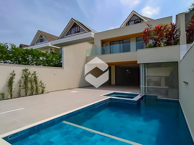 Casa com 315m², à venda, no bairro Barra da Tijuca em Rio de Janeiro