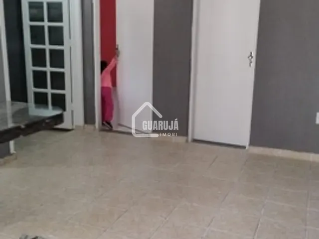 Casa com 100m² 2 quartos e 1 banheiro, à venda, no bairro Jardim Santana (Vicente de Carvalho) em Guarujá