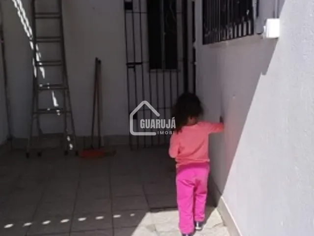 Casa com 100m² 2 quartos e 1 banheiro, à venda, no bairro Jardim Santana (Vicente de Carvalho) em Guarujá